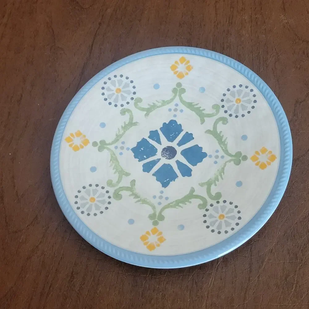 Threshold Melamine Appetizer Dessert Plates set of 6 Target 2013 Perfect shape